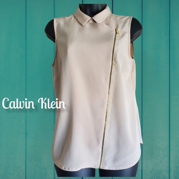 Calvin Klein Tops - Calvin Klein Sleeveless Chic Top